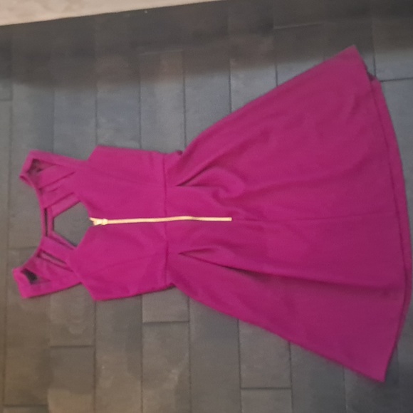 Betsey Johnson Dress size 2 - Picture 6 of 10